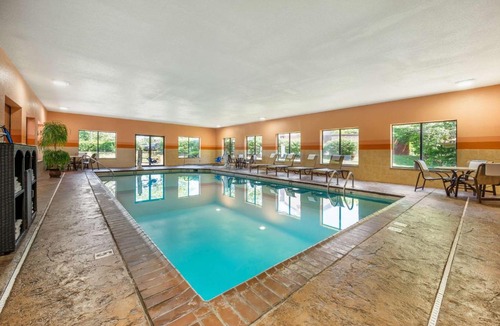 Georgetown Hotel | Best Western Plus Georgetown Corporate Center Hotel