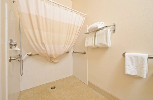Wa Keeney Hotel | Best Western Plus Wakeeney Inn & Suites