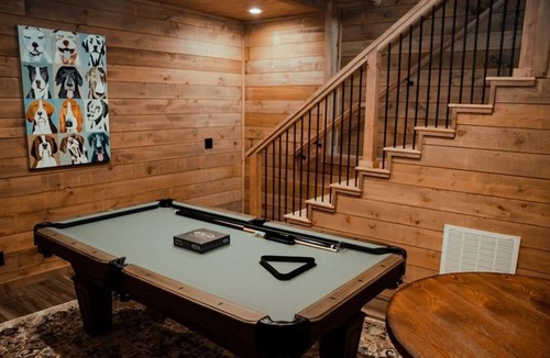 Smoky Mountains Cabin | Black Bear Cabin, Wears Valley Escape!
