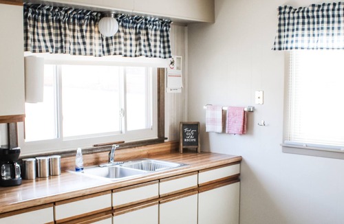 Ellsworth House | Blake Street Bungalow