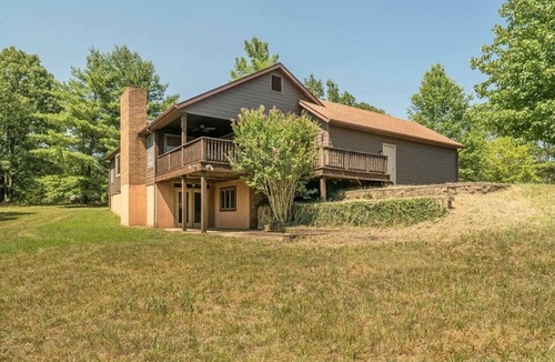 Bonne Terre House | BLAZE your Own Trail – 100 Acres of Peaceful NATURE