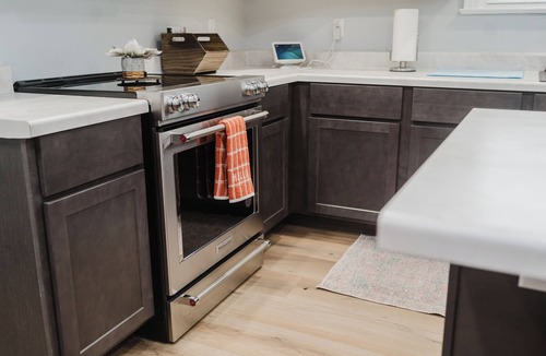 Elk City House | Blondies Lodge, Sleeps 10, Ranch Getaway Minutes from Elk City & Foss State Park