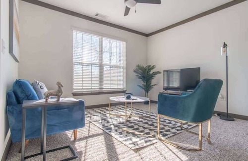 Middletown Apartment | Boulevard Stays Spacious 1BR Suite, Parking