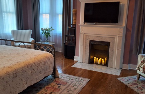 Old Louisville Bed & Breakfast | Bourbon Barrel Inn Bed & Breakfast
