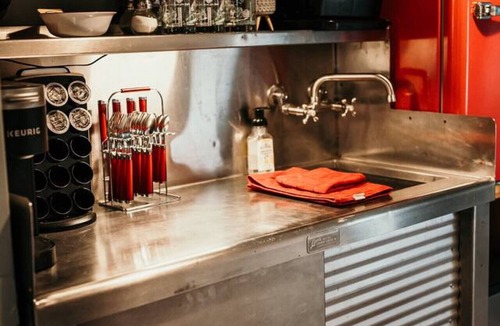 Lawrenceburg House | Bourbon Trail: Caboose on the Farm