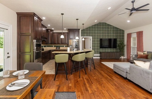 Nazareth House | Bourbon Trailhead Bardstown