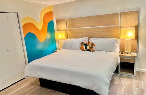 Starkville Bed & Breakfast | Boutique Hotel - 2 Bedroom Suite with Kitchen