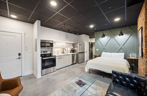 Jackson Hotel | Boutique Hotel | The Louisville Slugger Suite