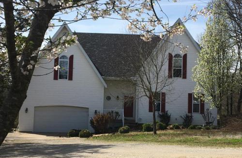 Branson House | Bradford House Bed and Breakfast