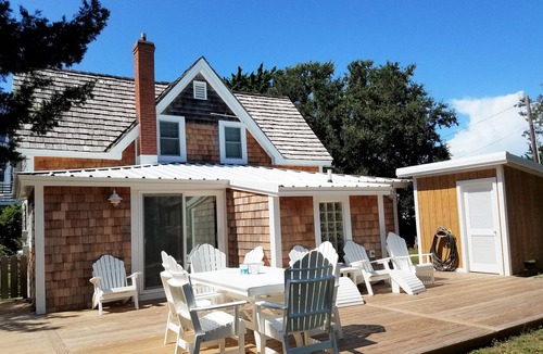 Ocracoke House | Bragg-Tolson House (Formerly Serendipity): Historic Home with Modern Convenience