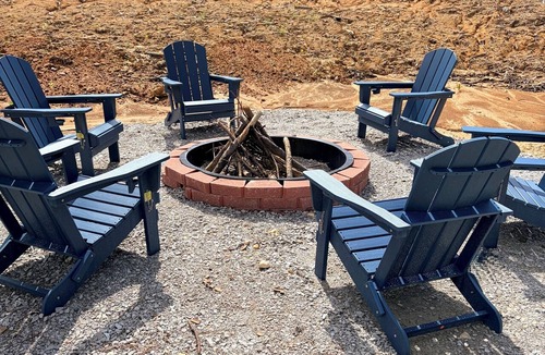 Iuka Cabin | BRAND NEW! 1-bedroom cabin with 2 Queen beds. Near PICKWICK LAKE
