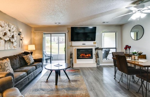 Table Rock Apartment | Branson Condo about 9 Mi to Silver Dollar City