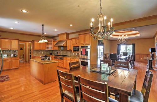 Table Rock House | Branson Home w/Indoor Pool & Basketball Court!
