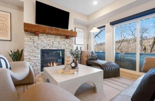 Branson House | Briarwood Bay