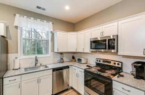 Kingston Springs House | Bright Kingston Springs Home < 22 Mi to Nashville