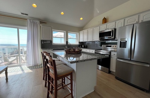 North Topsail Beach House | Brim of Beachfront Fenced Ocean View 2 Kings, 1 Queen & 4 Twin