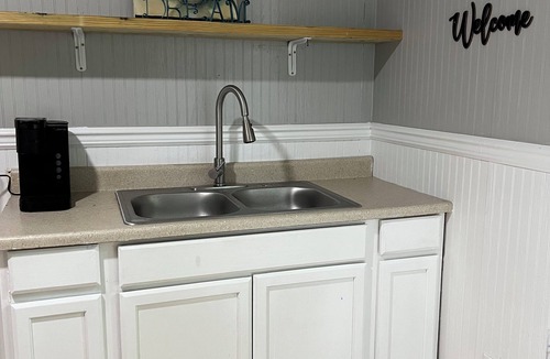 North Little Rock Apartment | Brooklyn's Tiny Apartment Pets Welcome No Fee