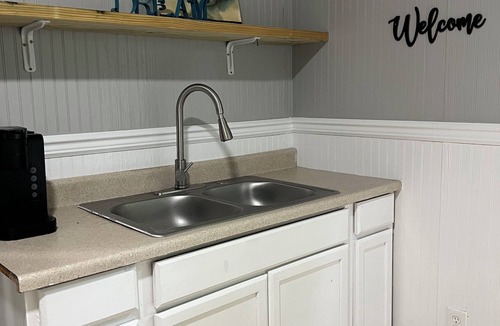 North Little Rock Apartment | Brooklyn's Tiny Apartment Pets Welcome No Fee