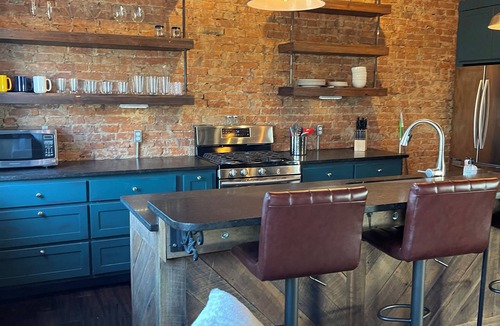 Butchertown Apartment | Butchertown Loft Apartment 5 minutes from downtown businesses and hospitals!