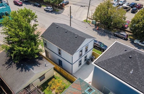 Butchertown House | Butchertown! New Modern Long Term 2Br/1BA Apt 1 Fl