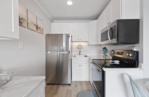 Sneads Ferry Condo | By The Sea: Gorgeous ocean views with balcony!