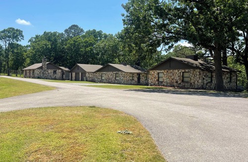 Dennis Cabin | Cabin 2 on beautiful Grand lake! Great for fishing, swimming and boating.