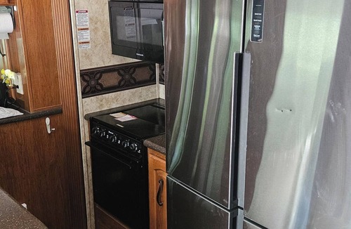 Eudora RV Rental | Camper 3 just 1.5 miles from Stockton Lake High point boat ramp. At Fair Play MO