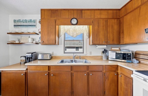 Brigands' Bay House | Canalfront, Cozy 3BR with Amazing sound views!