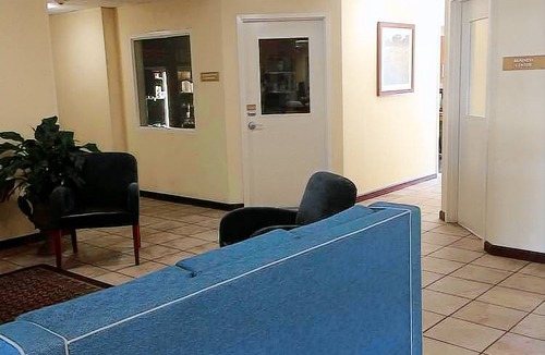 Jacksonville Hotel | Candlewood Suites Jacksonville, an IHG Hotel