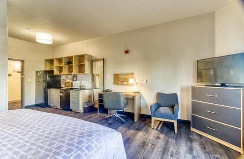 New Bern Hotel | Candlewood Suites New Bern by IHG