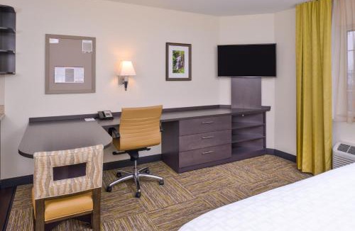 Paducah Hotel | Candlewood Suites Paducah by IHG