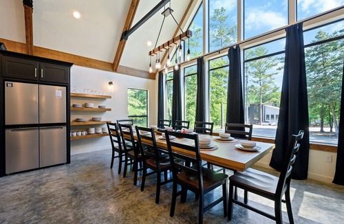 Broken Bow Cabin | Cannonball Cove l Luxury Cabin with Private Pool, Game Room & Hot Tub- Sleeps 23