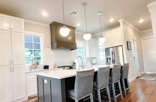 Eufaula House | Carlton Landing-Gameroom & Indoor Treehouse Slps13