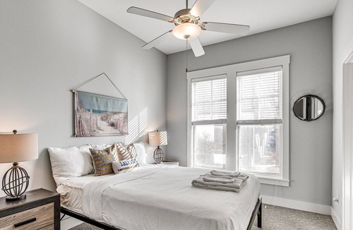 Eufaula Condo | Carlton Landing-Stylish Condo closest to the waterfront!
