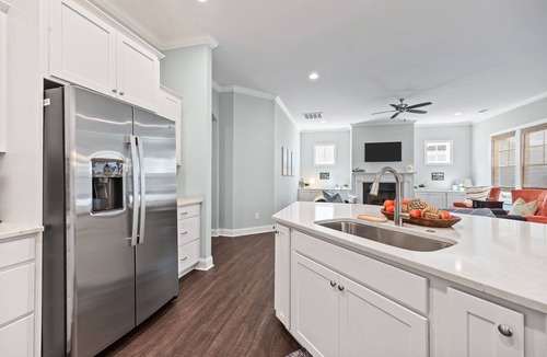 Morehead City House | Carolina Cottage in Beau Coast w/Community Pool