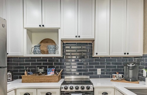 Glenview House | Carriage House, 7 minutes from downtown Louisville
