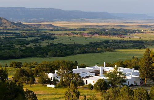 Cimarron Hotel | Casa del Gavilan Historic Inn