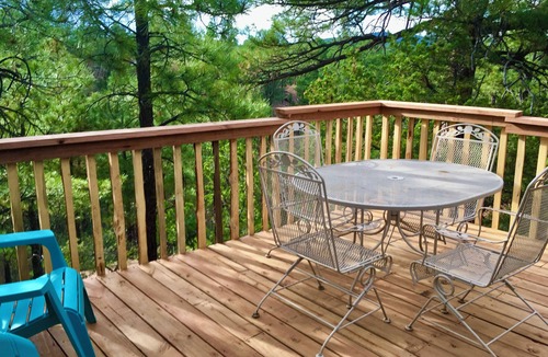 Canada de los Alamos Cabin | Celestial grandeur awaits you at Singing Nail Cabin Santa Fe National Forest