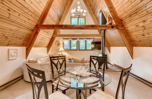 Chalet Village Ski Chalet | Chalet Getaway! Great Location By Mountain Stream On Ski Mountain Rd! Hot Tub