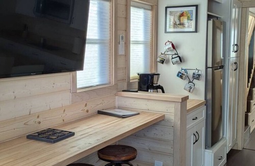 Chama House | Chama Crossing - Caboose-Whiplash