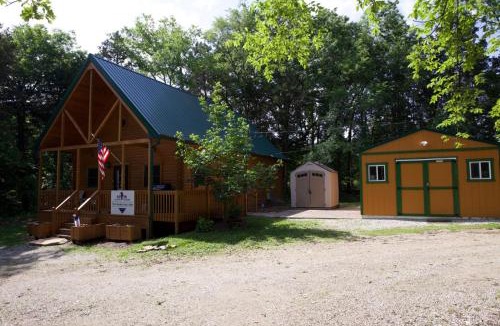 Shepherdsville House | Charlie Long Cabin - Active Heroes