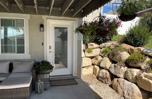 Pleasant Grove Apartment | Charming 2-bedroom apartment in Pleasant Grove