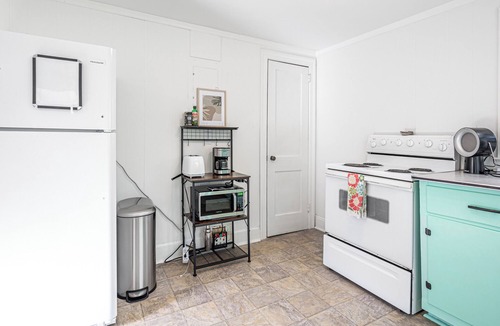Croasdaile Farm Master House | Charming 2-bedroom duplex in fabulous Durham - close to Duke, downtown and UNC