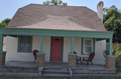Carlsbad House | Charming 2 Bedroom Home Near Town, Simple and Sweet