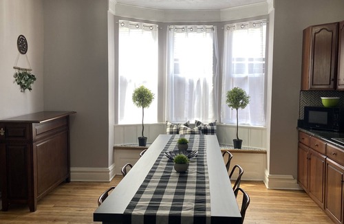 Shaw Apartment | Charming 3 Bedroom /1.5 Bath in Shaw Neighborhood
