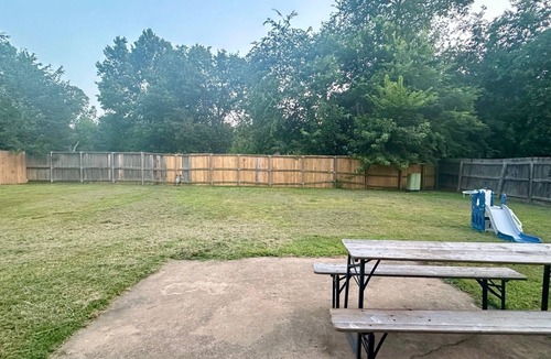 Tulsa House | Charming 3-bedroom family house with AC and WiFi in Tulsa