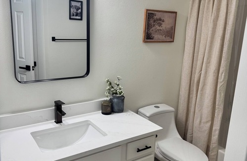 Nixa House | Charming 3-bedroom house in Nixa