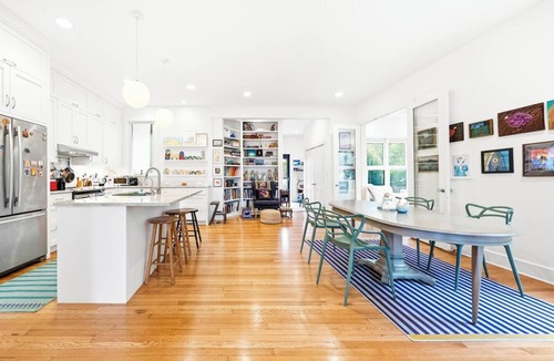 Westside North House | Charming 4BR Retreat w Outdoor Living + Style
