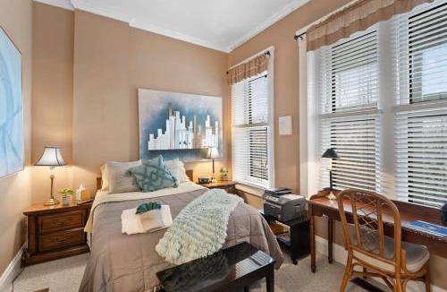 Old Louisville House | Charming Churchill Downs Cottage-Family Friendly