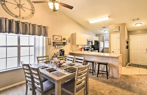 Table Rock Condo | Charming Condo w/Balcony, Near Branson Strip